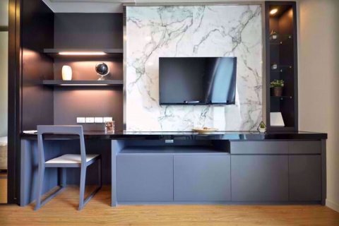 Condominio de 1 dormitorio en Bang Rak, Bangkok, Tailandia № 76848 - foto 5