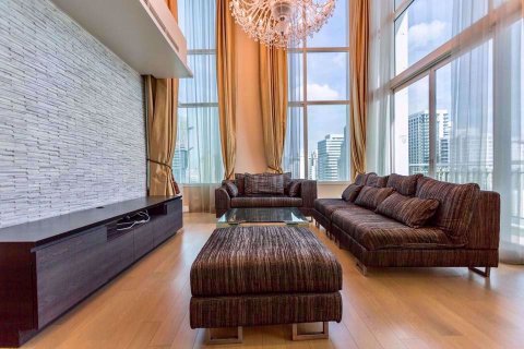 Ático de 3 dormitorios en Watthana, Bangkok, Tailandia № 76847 - foto 2