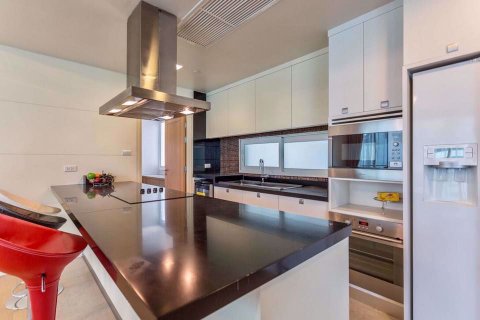 Ático de 3 dormitorios en Watthana, Bangkok, Tailandia № 76847 - foto 11