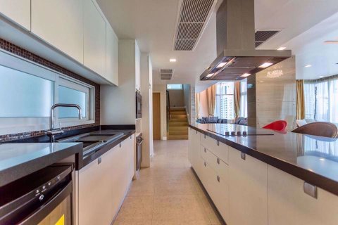 Ático de 3 dormitorios en Watthana, Bangkok, Tailandia № 76847 - foto 13