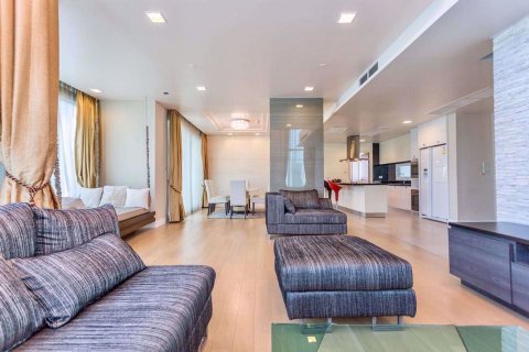 Ático de 3 dormitorios en Watthana, Bangkok, Tailandia № 76847 - foto 4