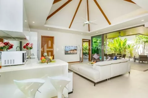 Haus in Rawai, Thailand 3 Schlafzimmer № 132035 - Foto 2