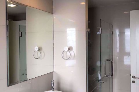 Condominio de 3 dormitorios en Khlong Toei, Bangkok, Tailandia № 76032 - foto 11