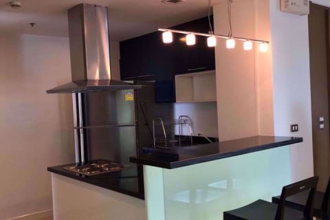 Condominio de 3 dormitorios en Khlong Toei, Bangkok, Tailandia № 76032 - foto 9