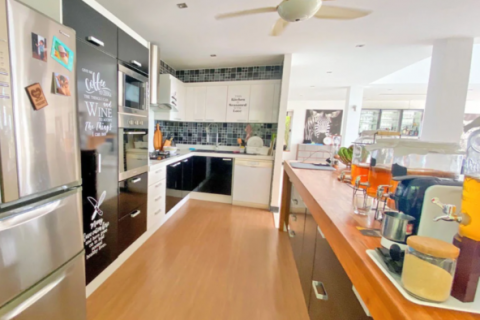 Chalet de 3 dormitorios en Ko Samui, Tailandia № 123793 - foto 21