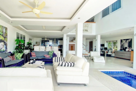 Chalet de 3 dormitorios en Ko Samui, Tailandia № 123793 - foto 22