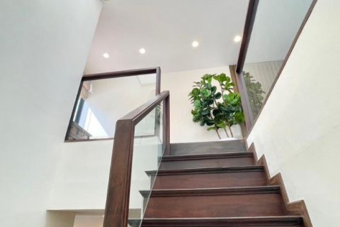 บ้านในบางรัก, กรุงเทพฯ, ประเทศไทย 4 ห้องนอน № 123787 - รูปถ่าย 19
