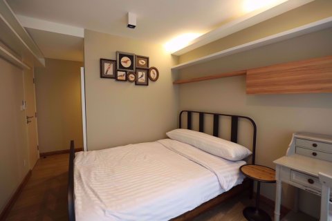 Condominio de 2 dormitorios en Watthana, Bangkok, Tailandia № 77208 - foto 6