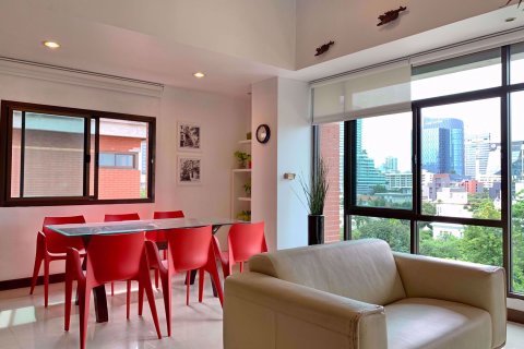 Condominio de 4 dormitorios en Watthana, Bangkok, Tailandia № 77207 - foto 6