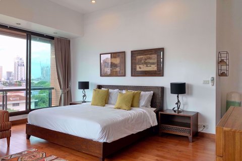 Condominio de 4 dormitorios en Watthana, Bangkok, Tailandia № 77207 - foto 17