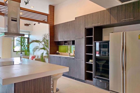 Condominio de 4 dormitorios en Watthana, Bangkok, Tailandia № 77207 - foto 5