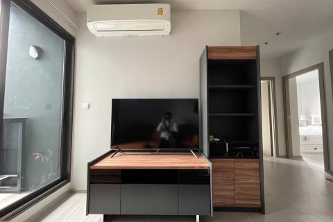 Condominio de 2 dormitorios en Ratchathewi, Bangkok, Tailandia № 80566 - foto 14