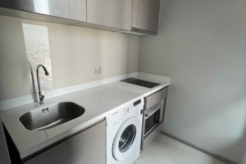 Condominio de 2 dormitorios en Ratchathewi, Bangkok, Tailandia № 80566 - foto 6