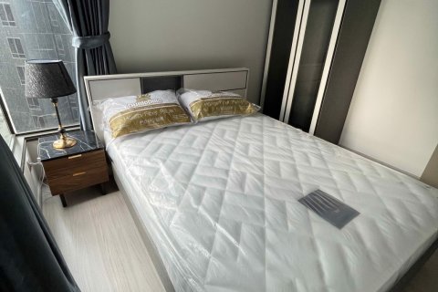 Condominio de 2 dormitorios en Ratchathewi, Bangkok, Tailandia № 80566 - foto 13