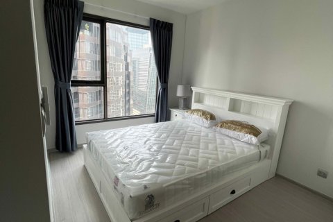 Condominio de 2 dormitorios en Ratchathewi, Bangkok, Tailandia № 80566 - foto 10