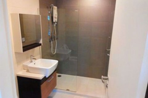 Condominio de 1 dormitorio en Phra Khanong, Bangkok, Tailandia № 76894 - foto 6