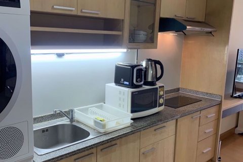 Estudio en el condominio en Watthana, Bangkok, Tailandia № 76896 - foto 3