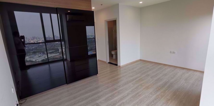 Condominio de 1 dormitorio en Huai Khwang, Bangkok, Tailandia № 76899