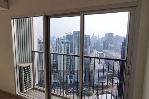 Condominio de 1 dormitorio en Huai Khwang, Bangkok, Tailandia № 76899 - foto 13