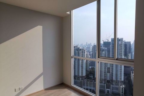 Condominio de 1 dormitorio en Huai Khwang, Bangkok, Tailandia № 76899 - foto 5