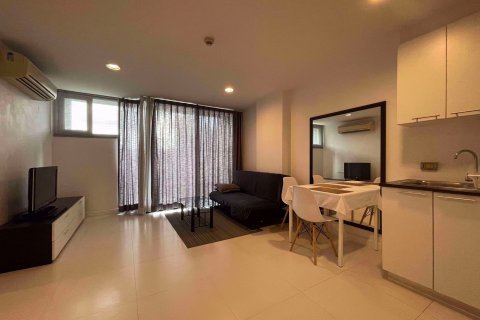 Condo à Watthana, Bangkok, Thaïlande, 1 chambre  № 76893