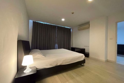 Condominio de 1 dormitorio en Watthana, Bangkok, Tailandia № 76893 - foto 12