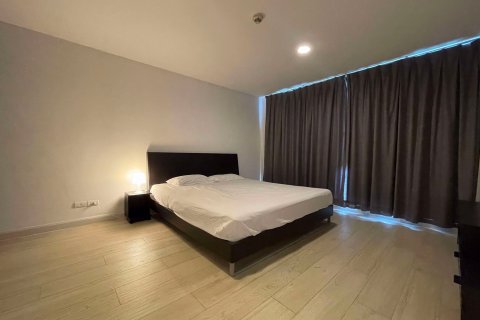 Condominio de 1 dormitorio en Watthana, Bangkok, Tailandia № 76893 - foto 11