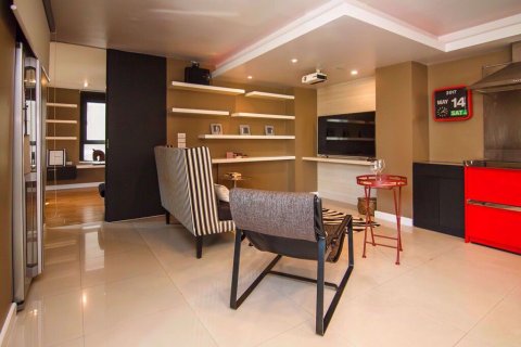 Condo in Watthana, Bangkok, Thailand, 3 bedrooms  № 76480