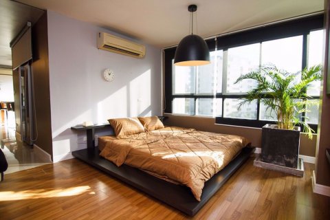 Condominio de 3 dormitorios en Watthana, Bangkok, Tailandia № 76480 - foto 4