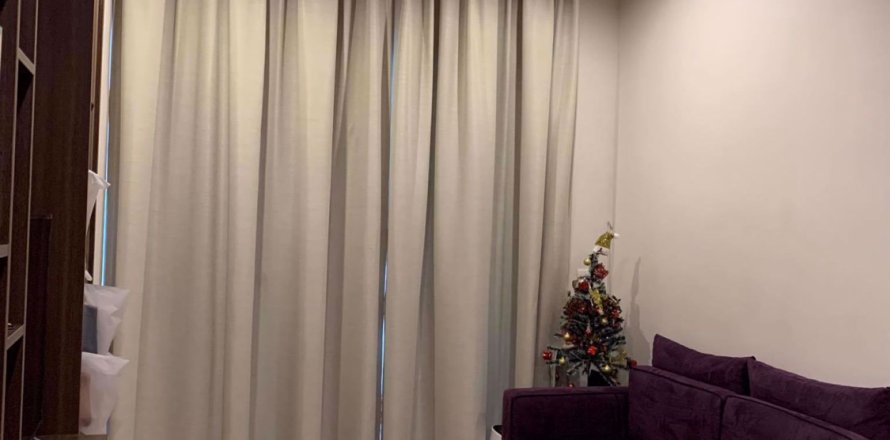 Condominio de 2 dormitorios en Huai Khwang, Bangkok, Tailandia № 76482