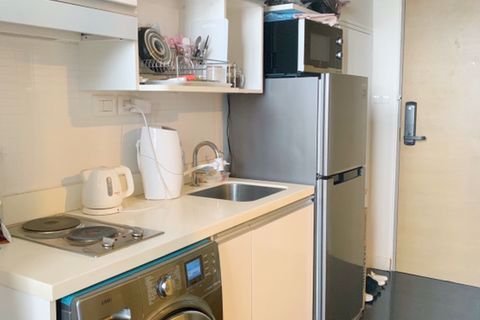 Dúplex de 1 dormitorio en Khlong Toei, Bangkok, Tailandia № 76481 - foto 3