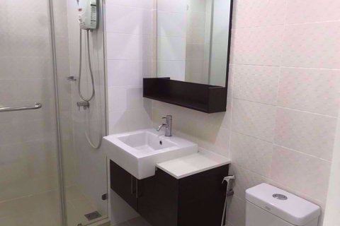 Condominio de 1 dormitorio en Ratchathewi, Bangkok, Tailandia № 76982 - foto 8
