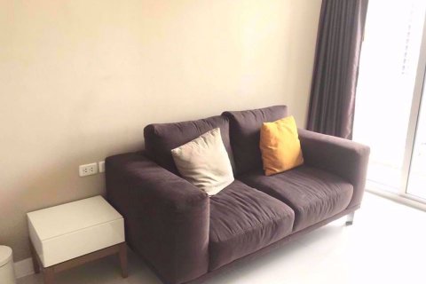 Condominio de 1 dormitorio en Ratchathewi, Bangkok, Tailandia № 76982 - foto 3
