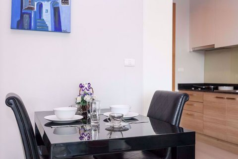 Condominio de 1 dormitorio en Ratchathewi, Bangkok, Tailandia № 76986 - foto 4
