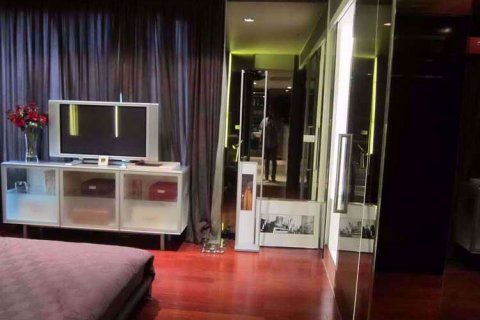 Condominio de 2 dormitorios en Ratchathewi, Bangkok, Tailandia № 76987 - foto 6