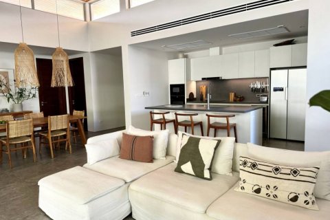 Chalet de 3 dormitorios en Phuket, Tailandia № 132558 - foto 2