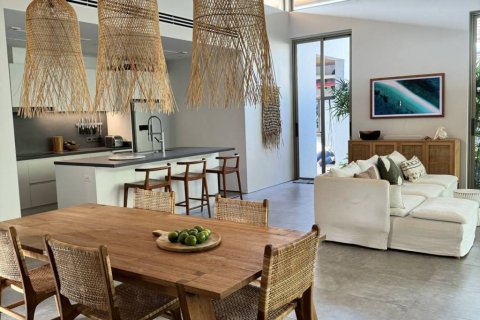 Chalet de 3 dormitorios en Phuket, Tailandia № 132558 - foto 6