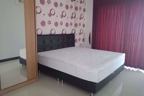 Condominio de 2 dormitorios en Bang Na, Bangkok, Tailandia № 76149 - foto 4