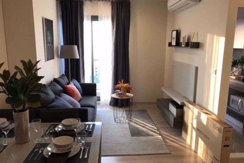 Condominio de 2 dormitorios en Huai Khwang, Bangkok, Tailandia № 76150