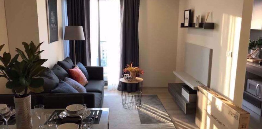 Condominio de 2 dormitorios en Huai Khwang, Bangkok, Tailandia № 76150