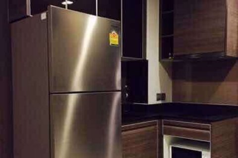 Condo in Khlong Toei, Bangkok, Thailand, 1 bedroom  № 76148 - photo 7
