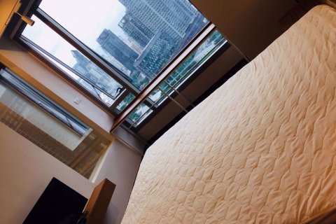 Condominio de 2 dormitorios en Khlong Toei, Bangkok, Tailandia № 76152 - foto 10
