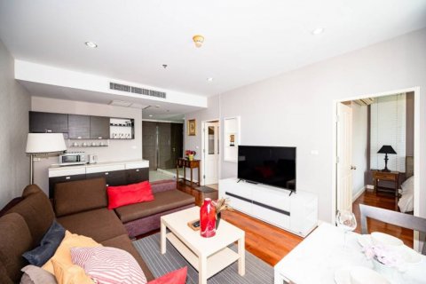 Condominio de 1 dormitorio en Khlong Toei, Bangkok, Tailandia № 132804 - foto 3