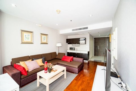 Condominio de 1 dormitorio en Khlong Toei, Bangkok, Tailandia № 132804 - foto 6
