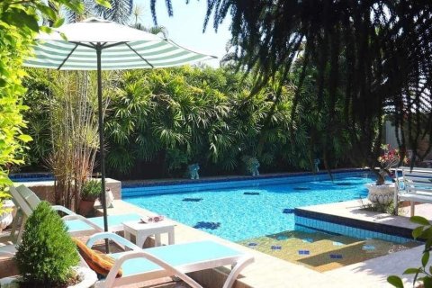 Casa de 3 dormitorios en Hua Hin, Tailandia № 125478