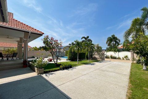 Casa de 3 dormitorios en Hua Hin, Tailandia № 125484 - foto 4