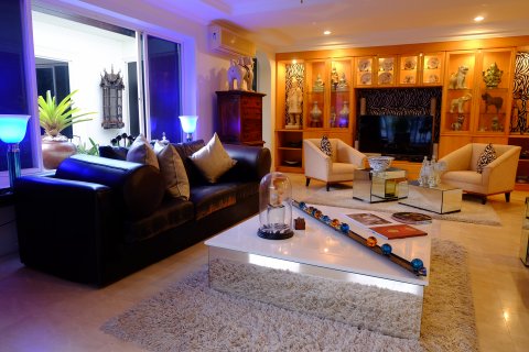 บ้านในอำเภอหัวหิน, ประเทศไทย 6 ห้องนอน № 125476 - รูปถ่าย 14