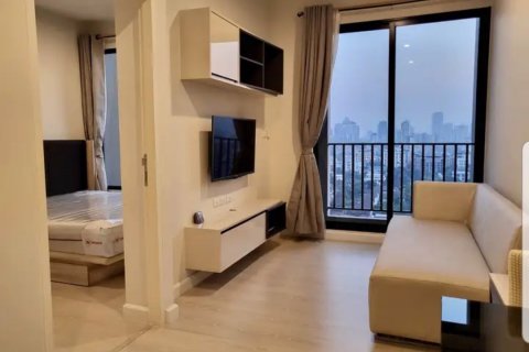 Condo in Huai Khwang, Bangkok, Thailand, 1 bedroom № 80322