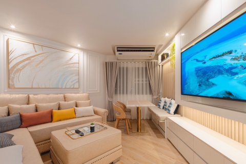 Condo in Yan Nawa, Bangkok, Thailand, 3 bedrooms  № 80324 - photo 2