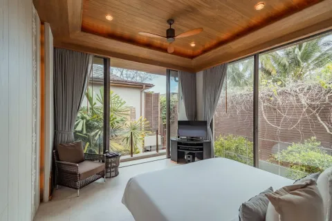Casa de 5 dormitorios en Naithon Beach, Tailandia № 132056 - foto 29